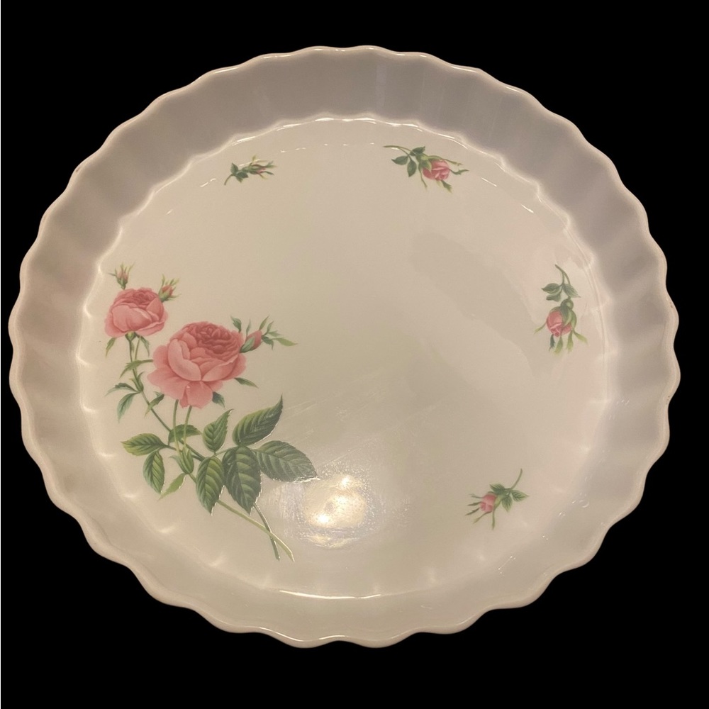 Christineholm Rose pattern white ceramic quiche dish